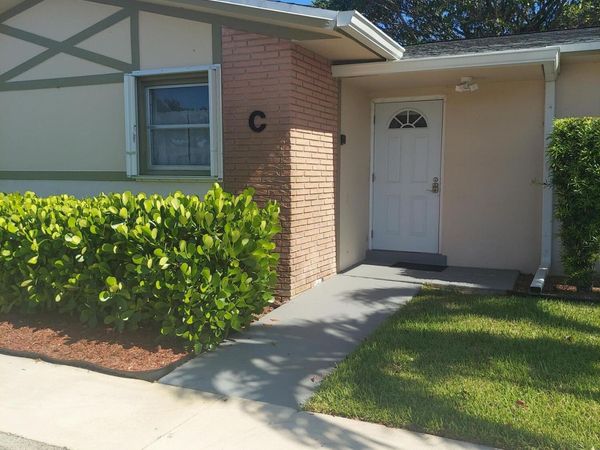 2590 Barkley Drive E, Unit C, West Palm Beach, FL 33415