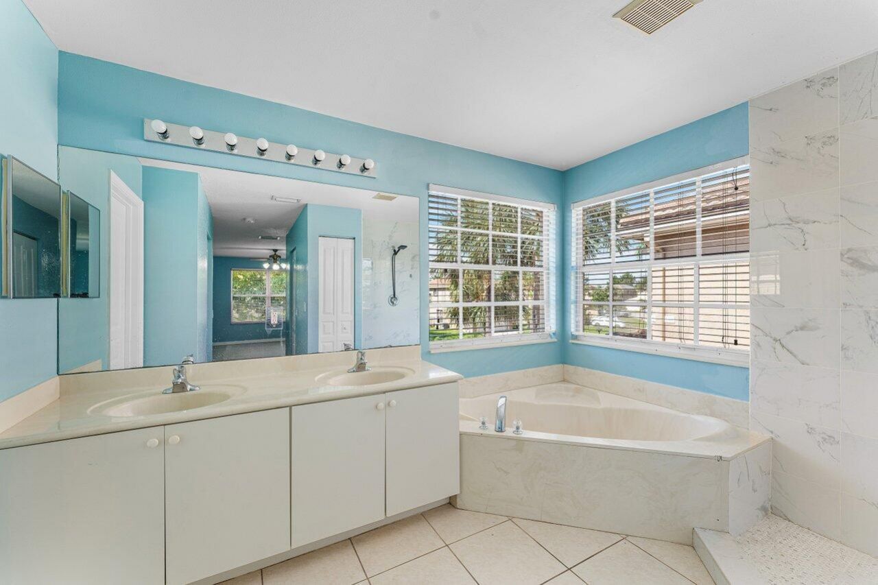 5453 Queenship Court, Greenacres, FL 33463 Photo