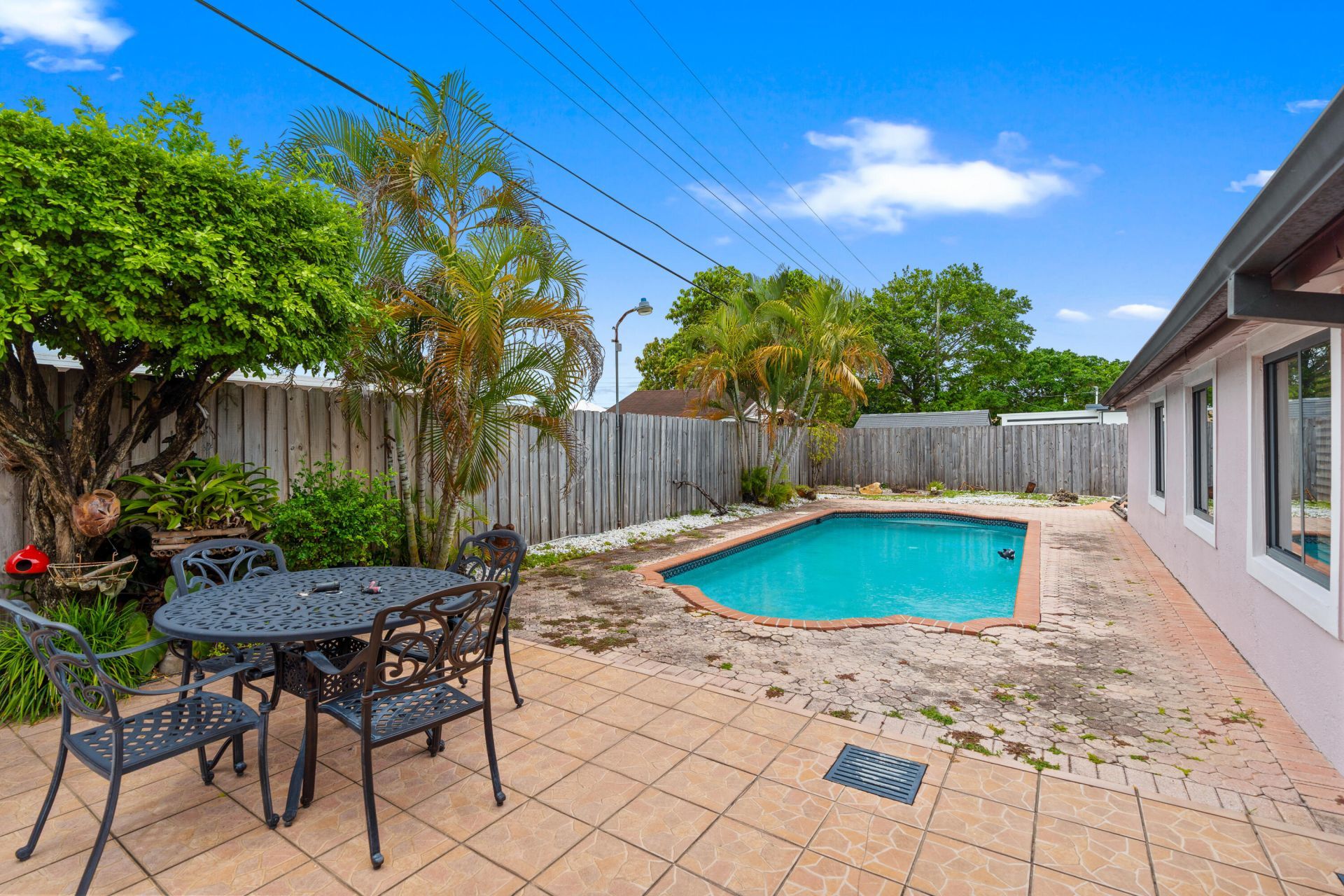 6160 W 14th Avenue, Hialeah, FL 33012 Photo