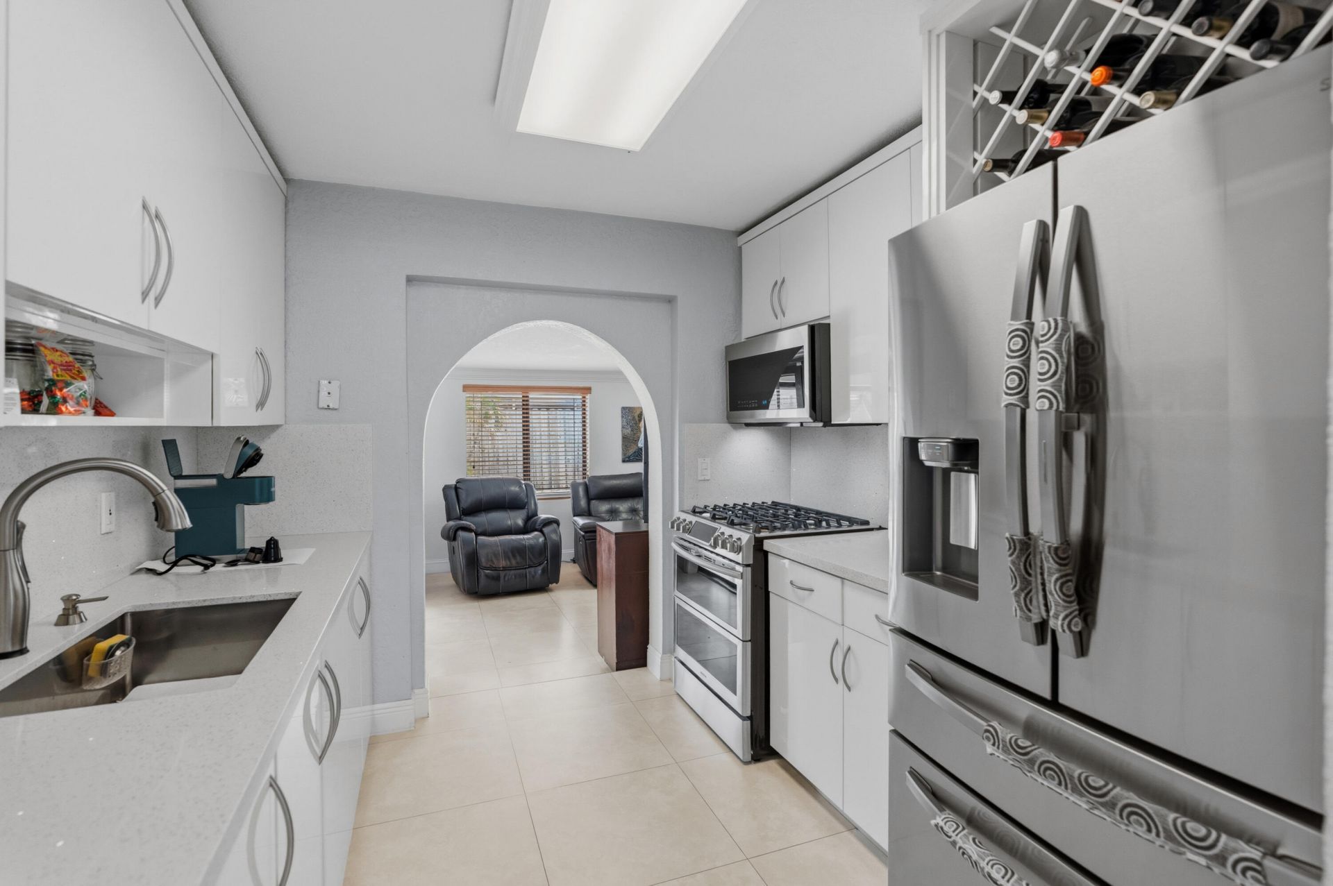 6160 W 14th Avenue, Hialeah, FL 33012 Photo