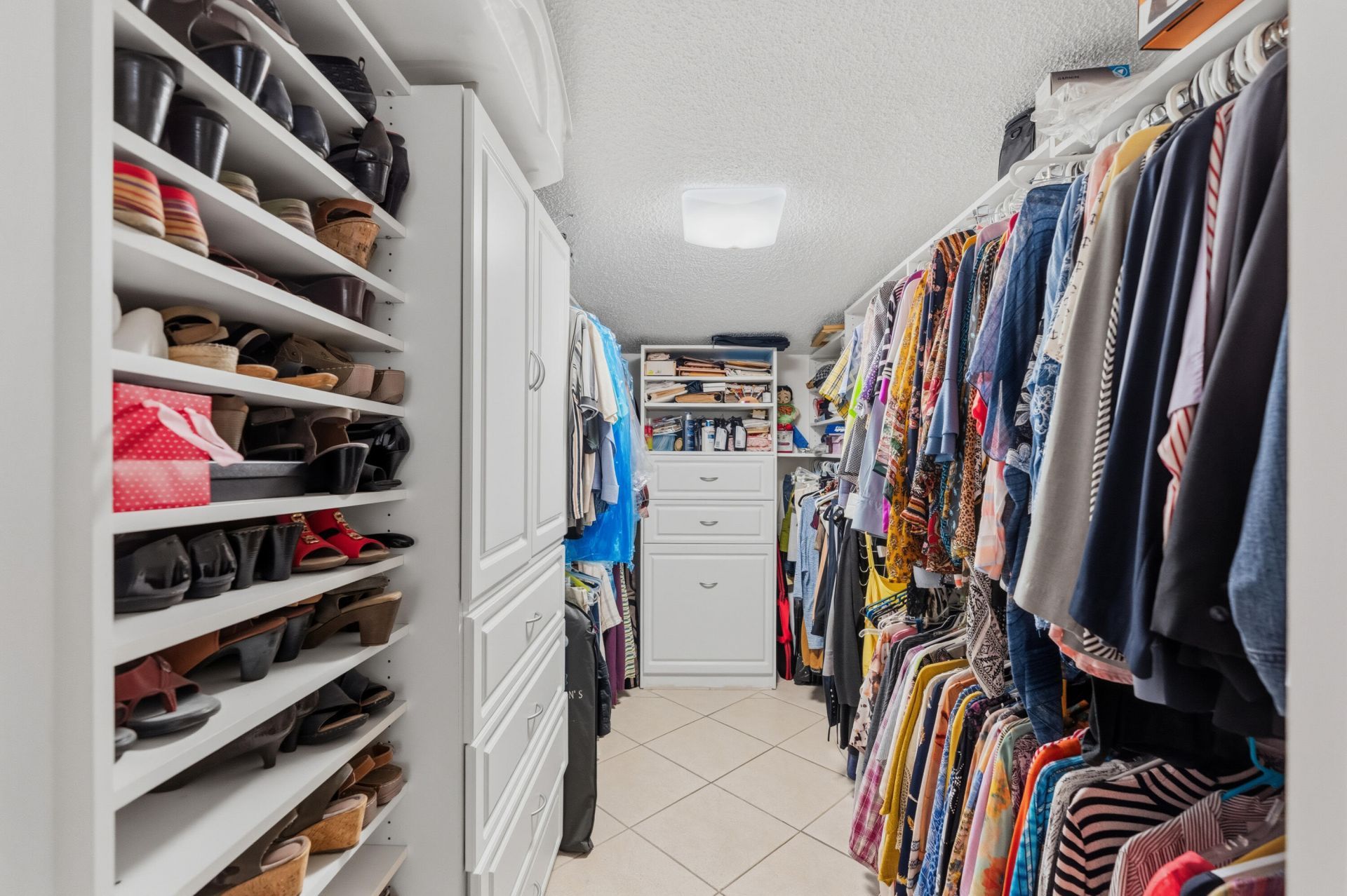 6160 W 14th Avenue, Hialeah, FL 33012 Photo