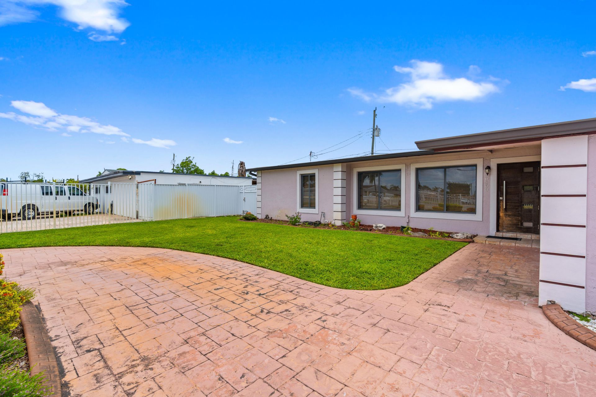 6160 W 14th Avenue, Hialeah, FL 33012 Photo