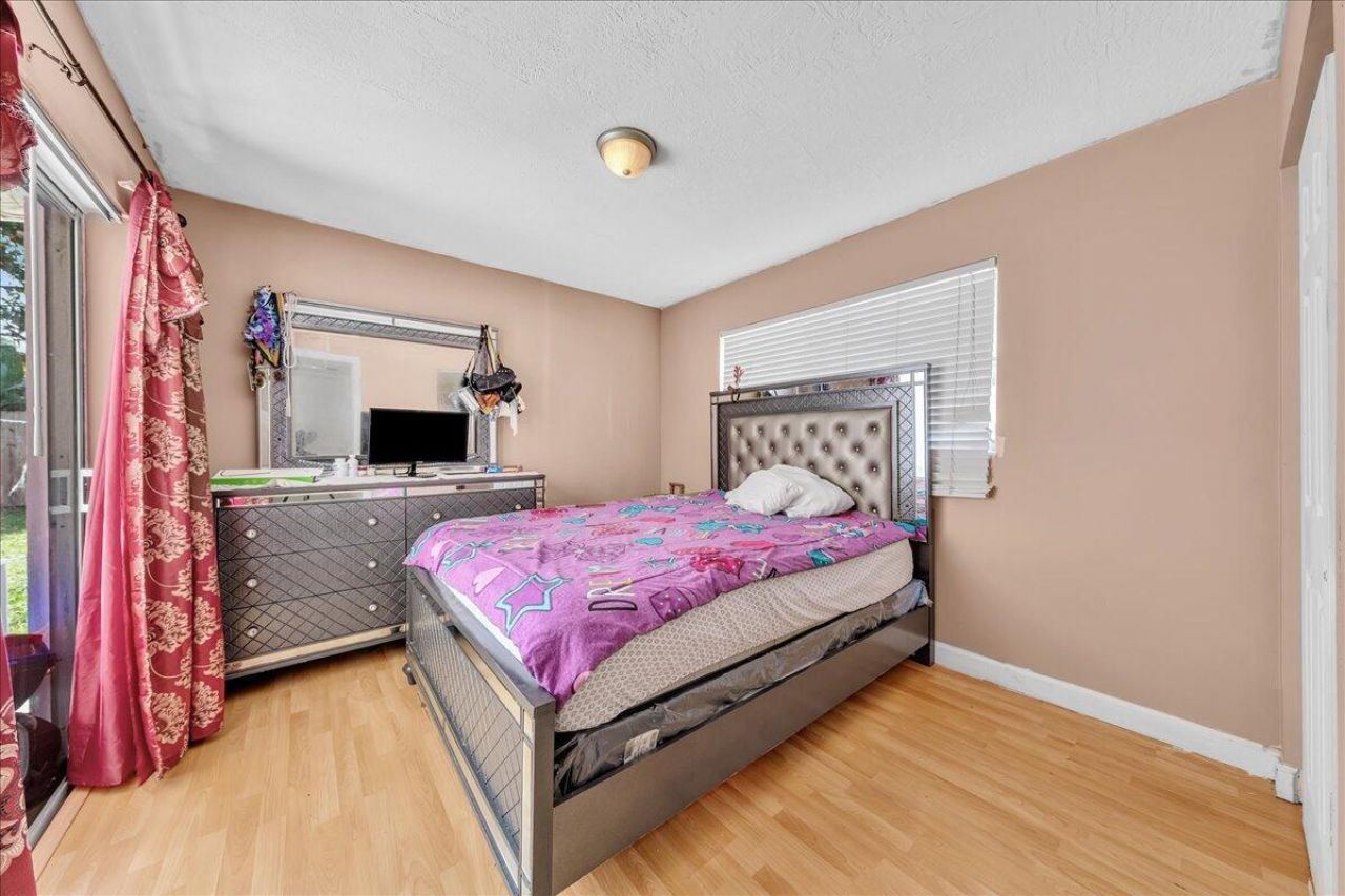 3560 NW 34th Way, Lauderdale Lakes, FL 33309 Photo