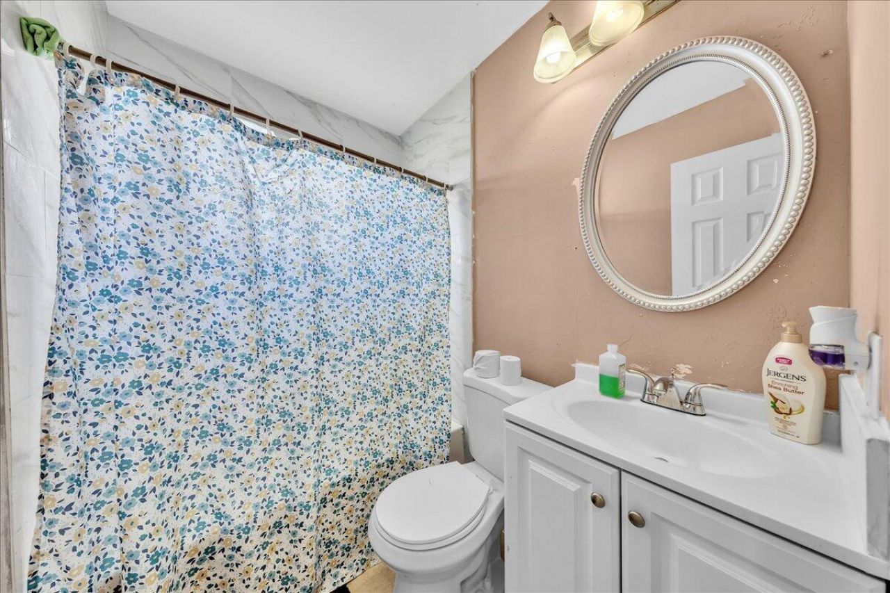 3560 NW 34th Way, Lauderdale Lakes, FL 33309 Photo