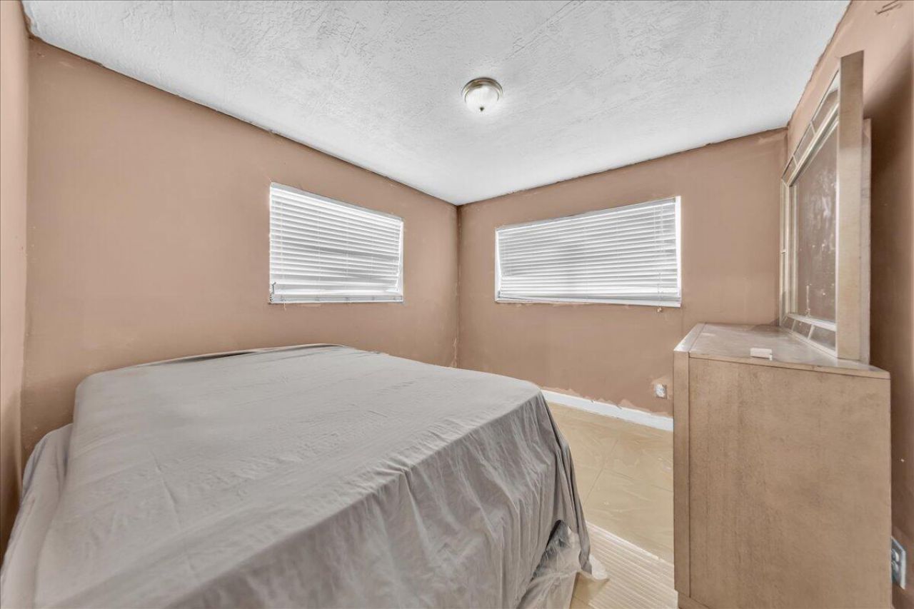 3560 NW 34th Way, Lauderdale Lakes, FL 33309 Photo