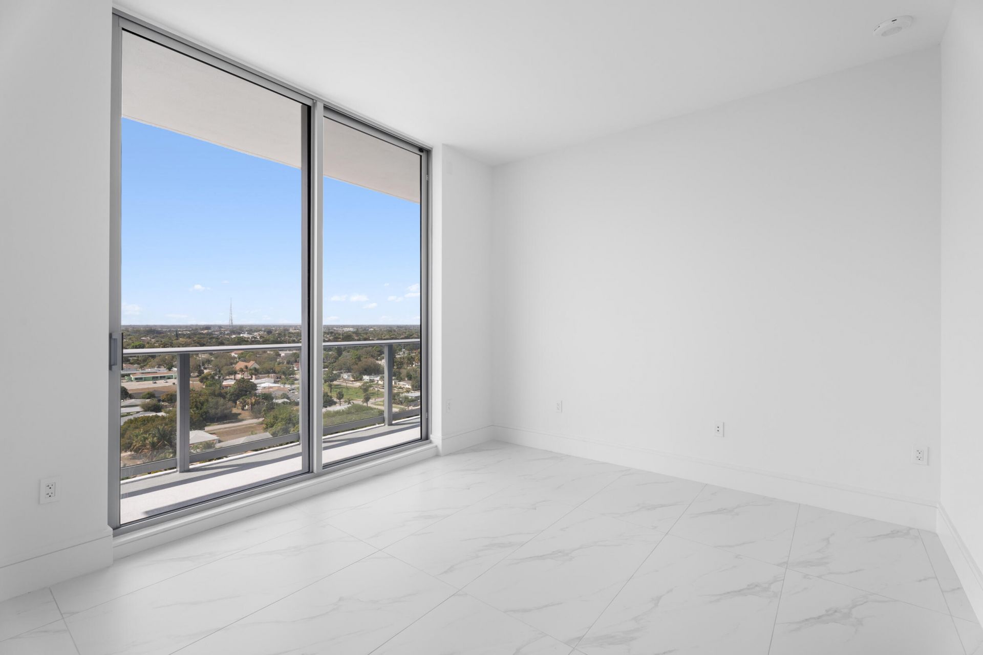 220 Lake Shore Drive, Unit 1523, Lake Park, FL 33403 Photo