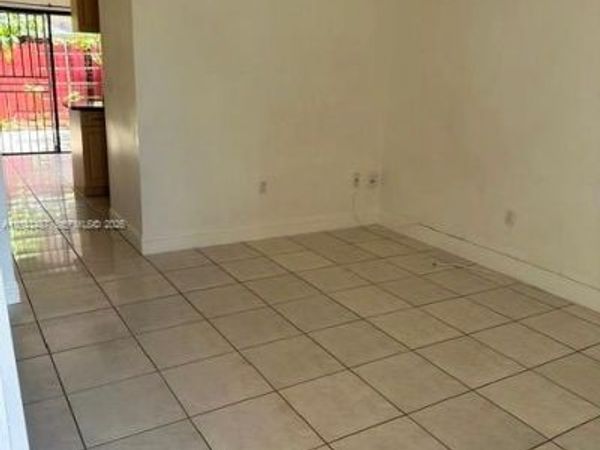 1819 SW 107th Ave, Unit 1904, Miami, FL 33165