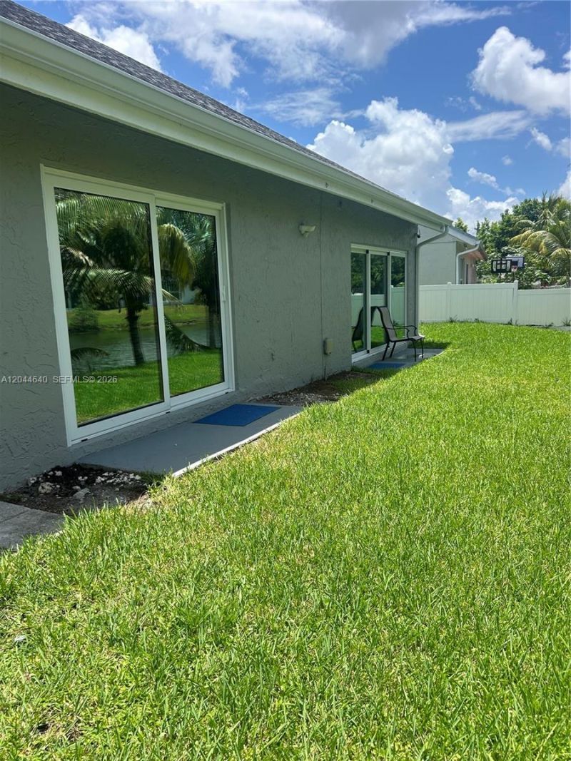 2730 Cypress Ave, Miramar, FL 33025 Photo