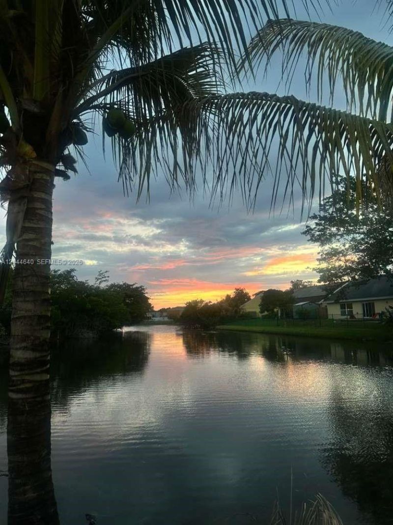 2730 Cypress Ave, Miramar, FL 33025 Photo