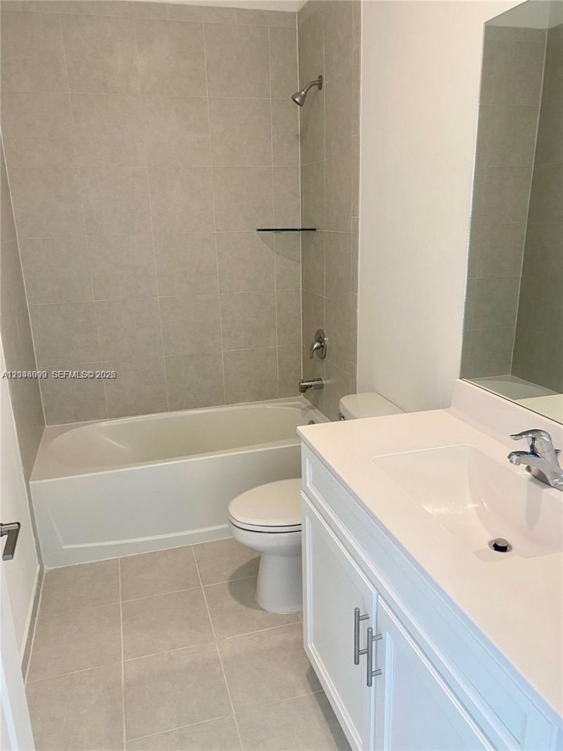 10004 SW 228th Ter, Miami, FL 33190 Photo
