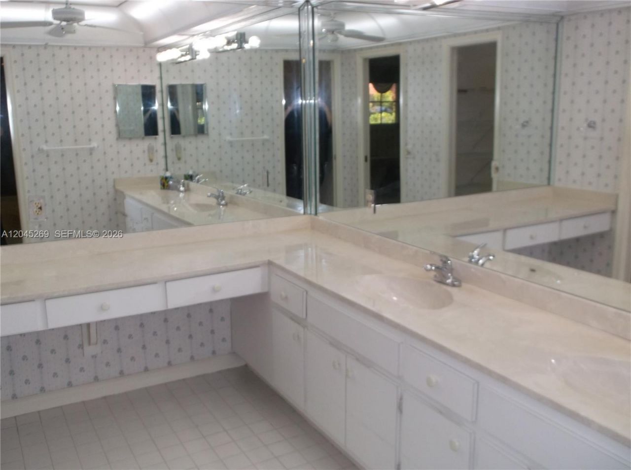 908 Cypress Ter, Unit V57, Pompano Beach, FL 33069 Photo