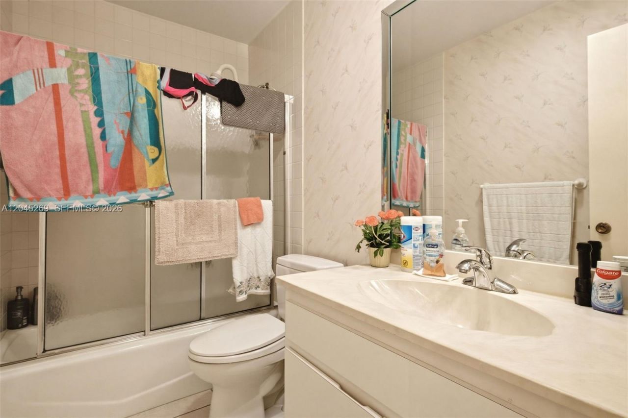 908 Cypress Ter, Unit V57, Pompano Beach, FL 33069 Photo