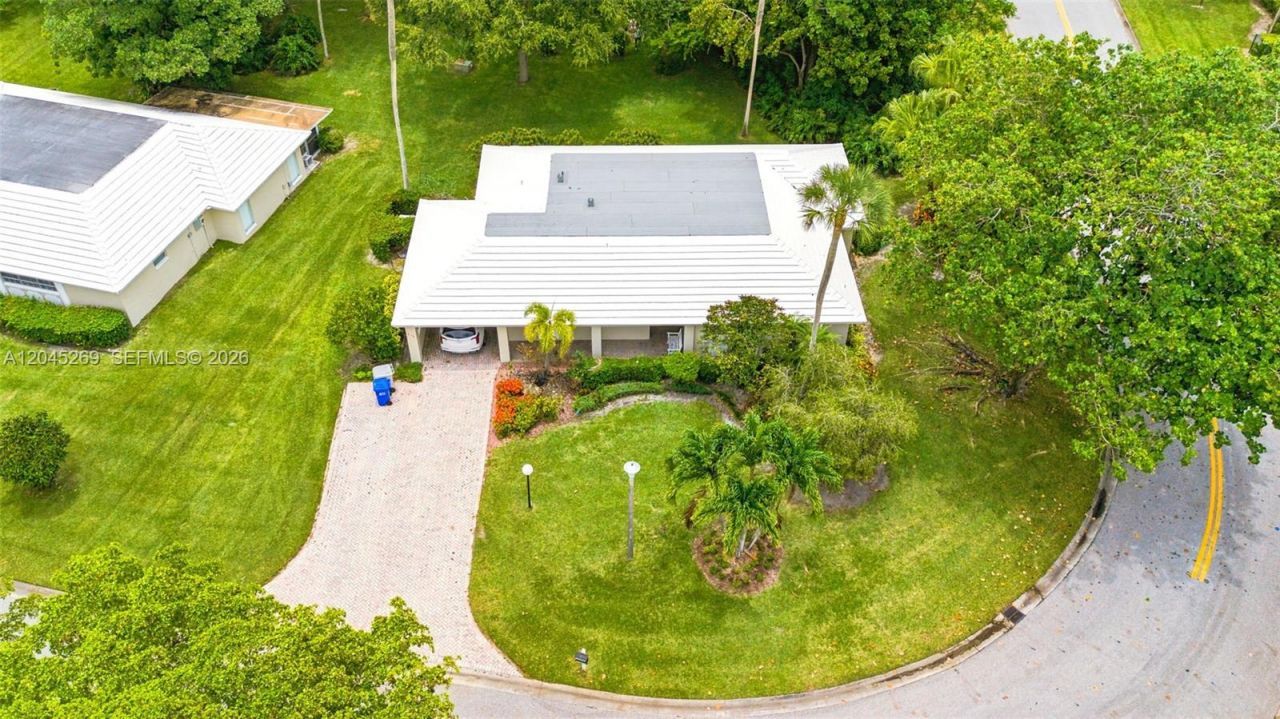 908 Cypress Ter, Unit V57, Pompano Beach, FL 33069 Photo