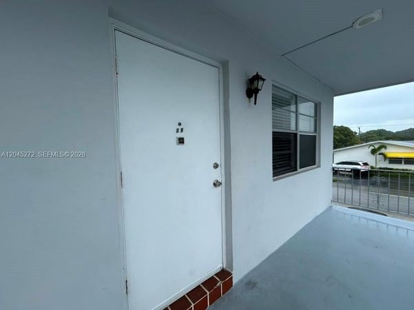2435 Van Buren St , Unit APT 1B, Hollywood, FL 33020