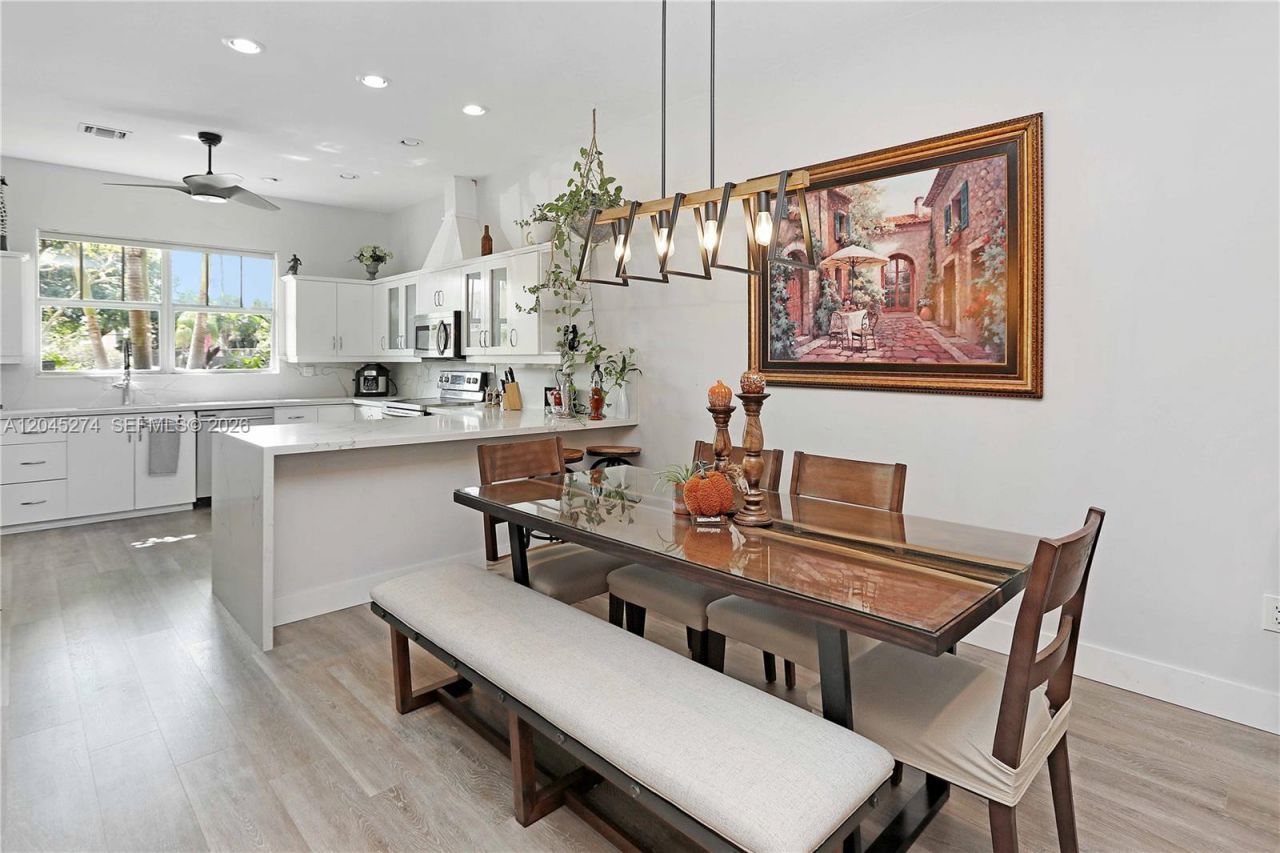 1619 Harrison St , Hollywood, FL 33020 Photo