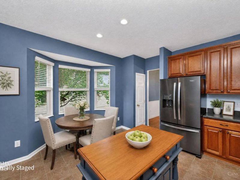 218 Heffron Circle, Hamilton Twp, OH 45039 Photo 10