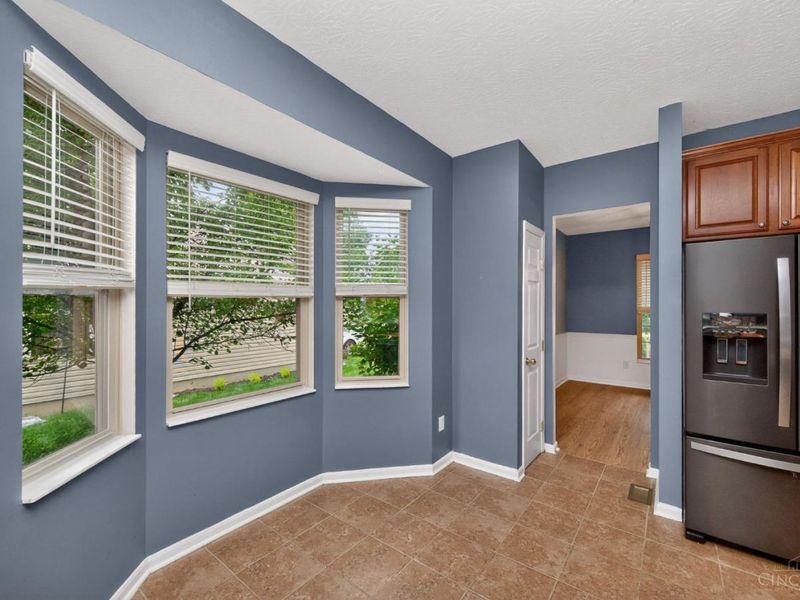 218 Heffron Circle, Hamilton Twp, OH 45039 Photo 13