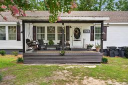 146 Glen Street photo 4