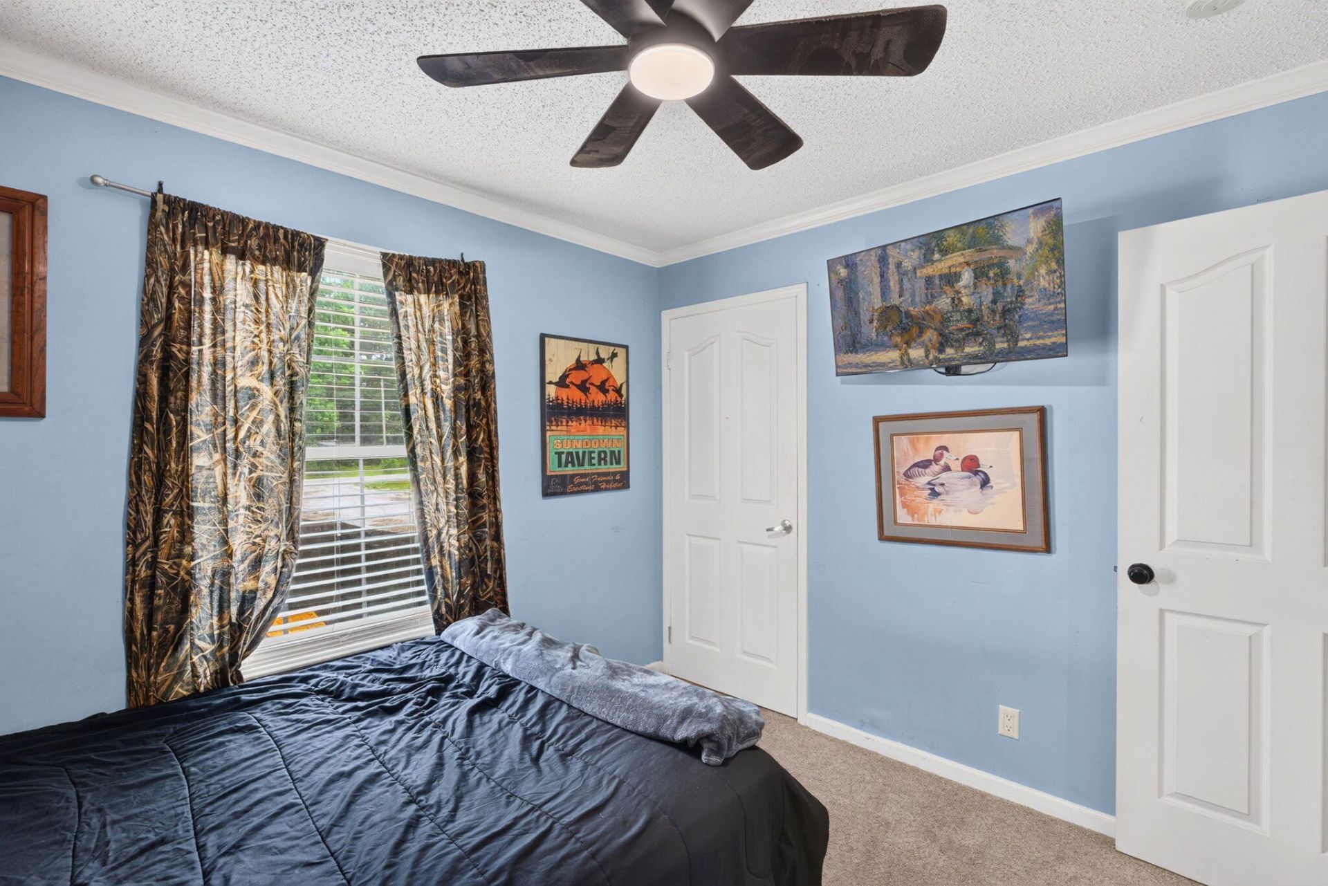 146 Glen Street Photo 24