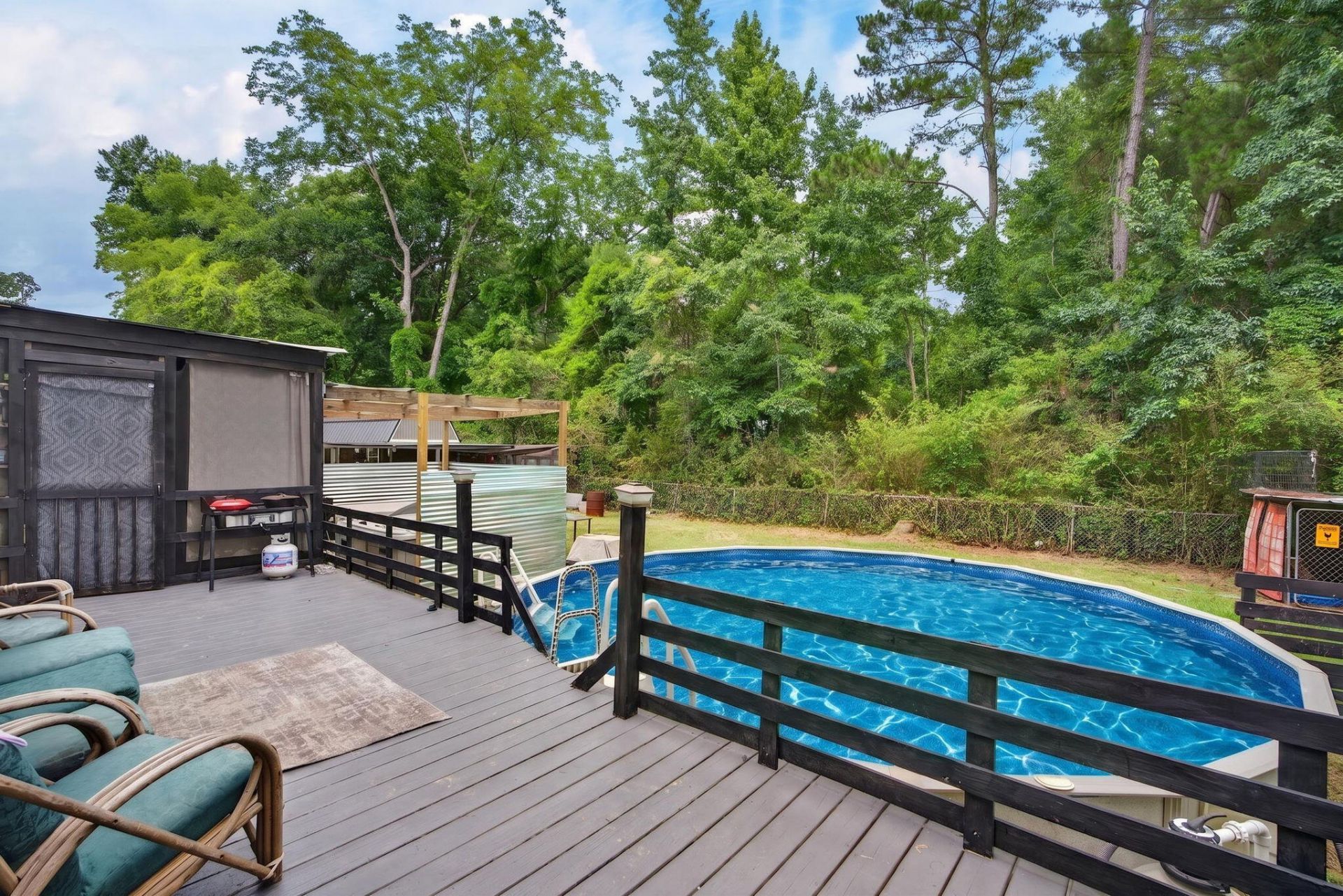 146 Glen Street Photo 34