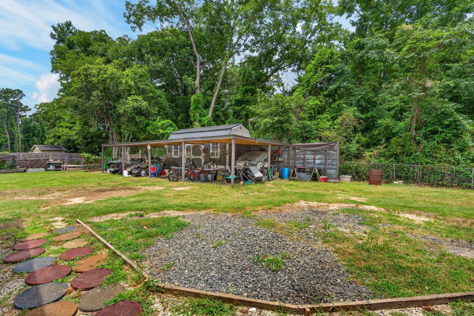 146 Glen Street Photo 41