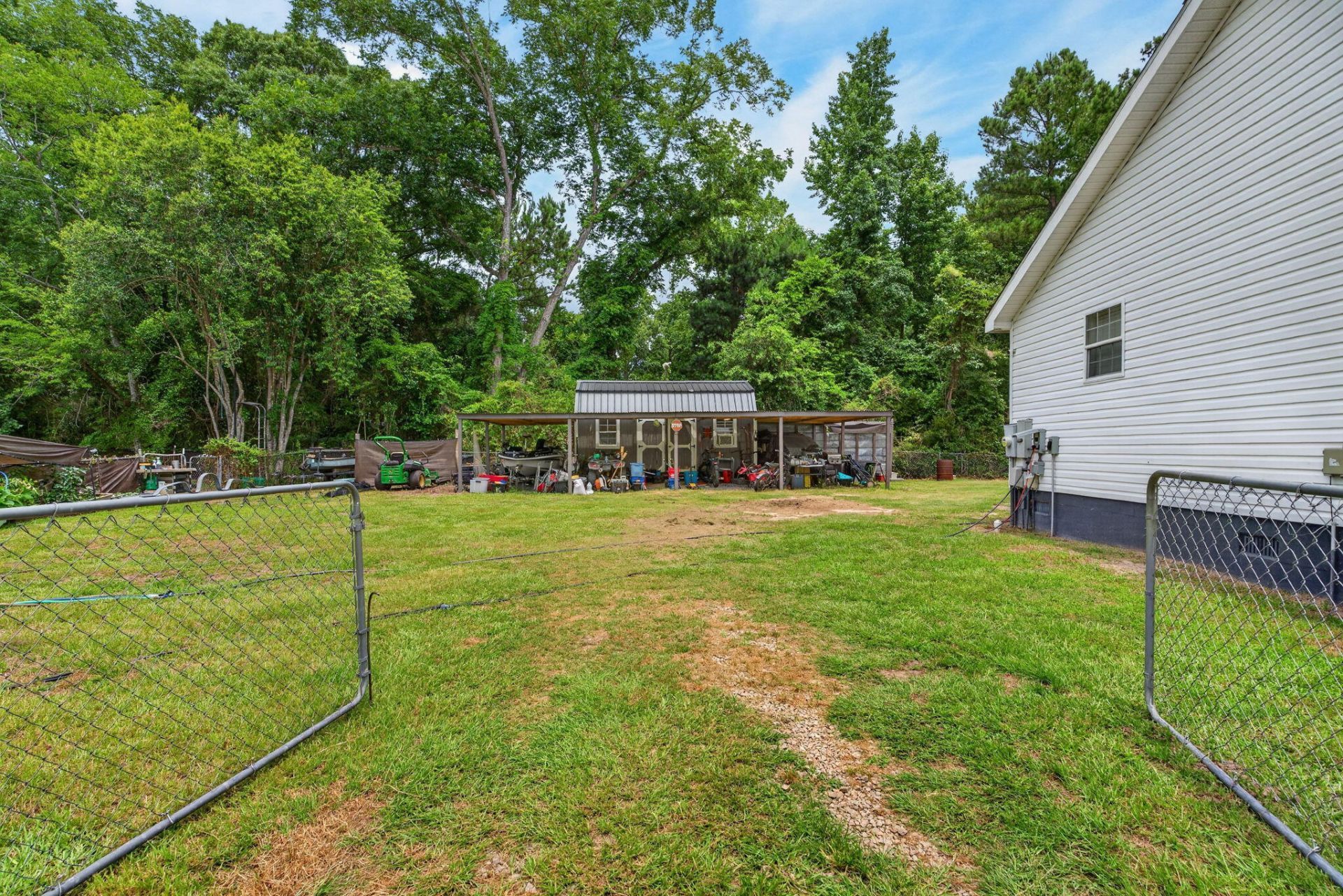 146 Glen Street Photo 45