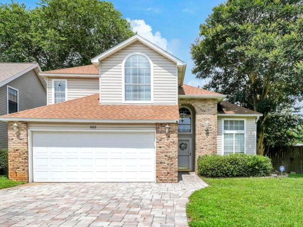 1068 Windmill Drive, Fort Walton Beach, FL 32547