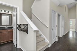 501 Finnegan Lane  photo 4