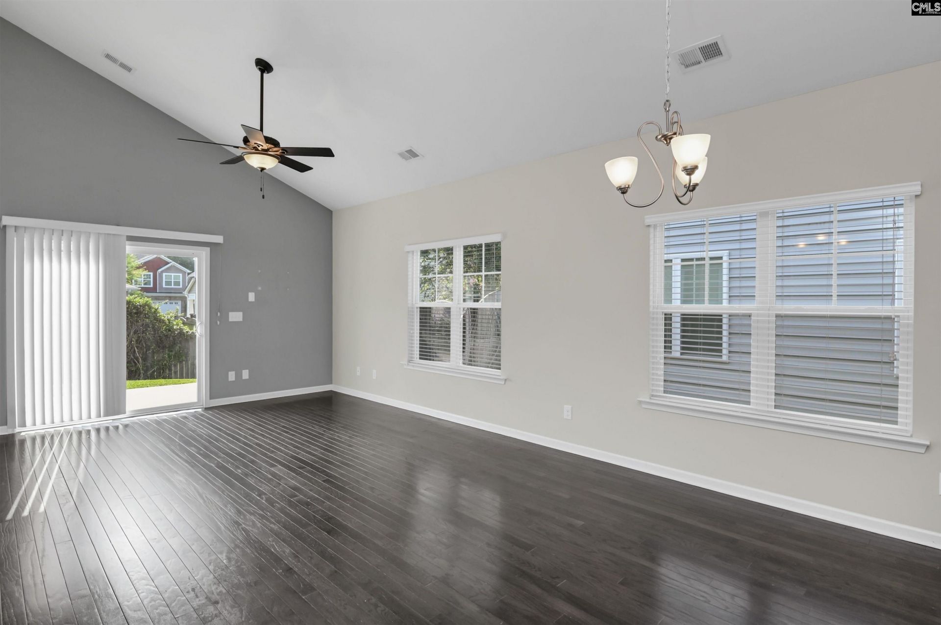 501 Finnegan Lane  Photo 6