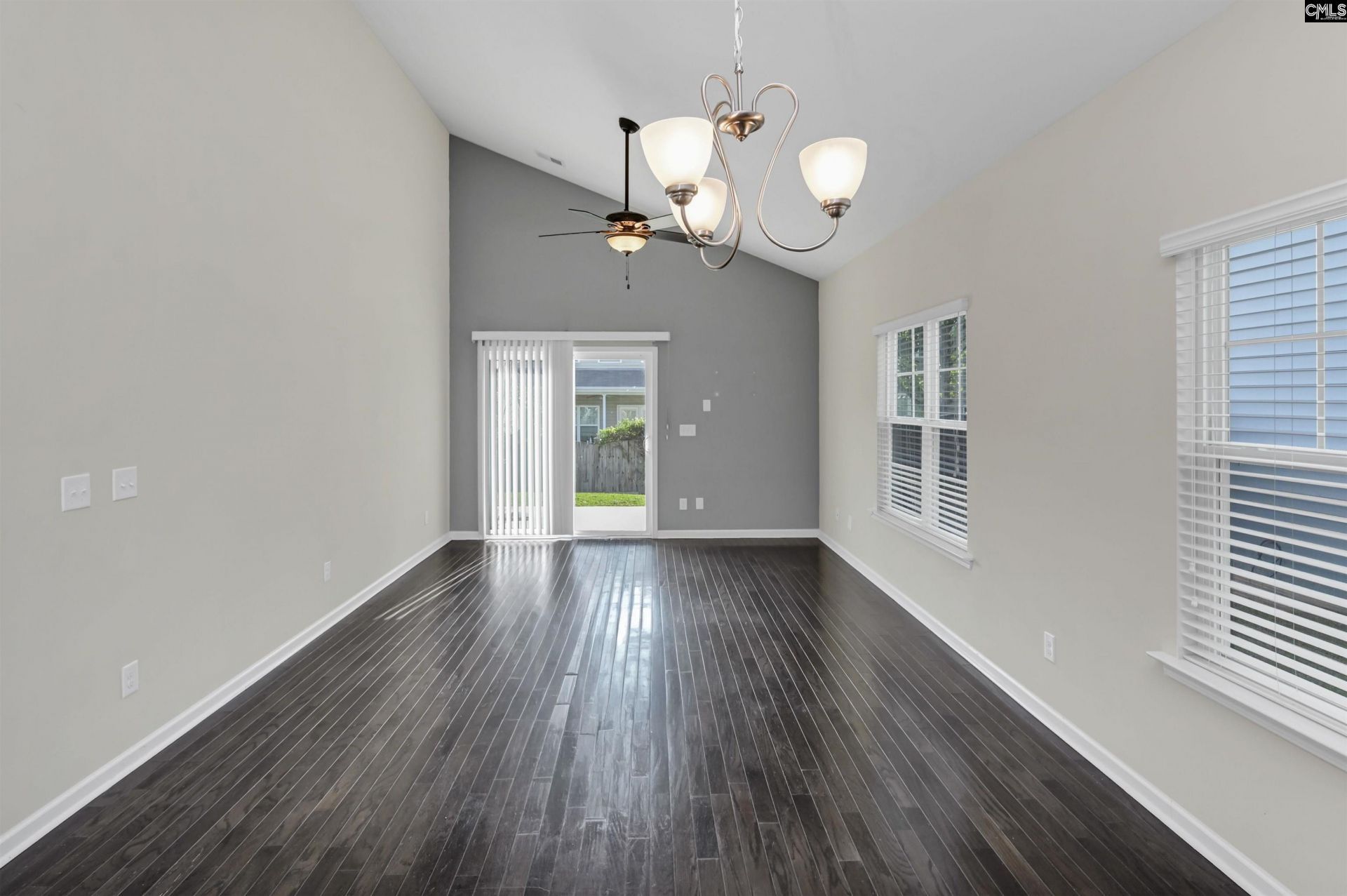 501 Finnegan Lane  Photo 7