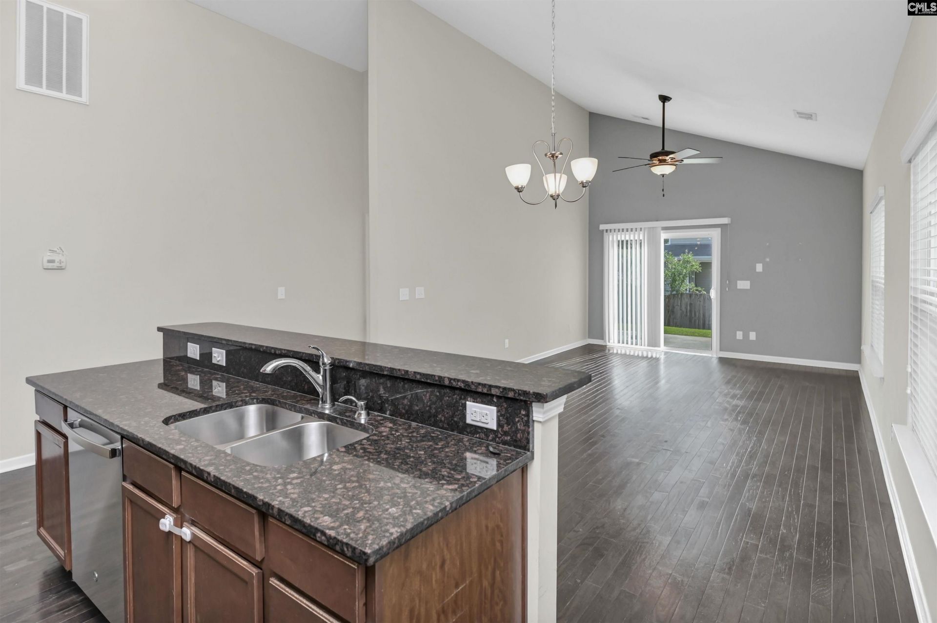 501 Finnegan Lane  Photo 8