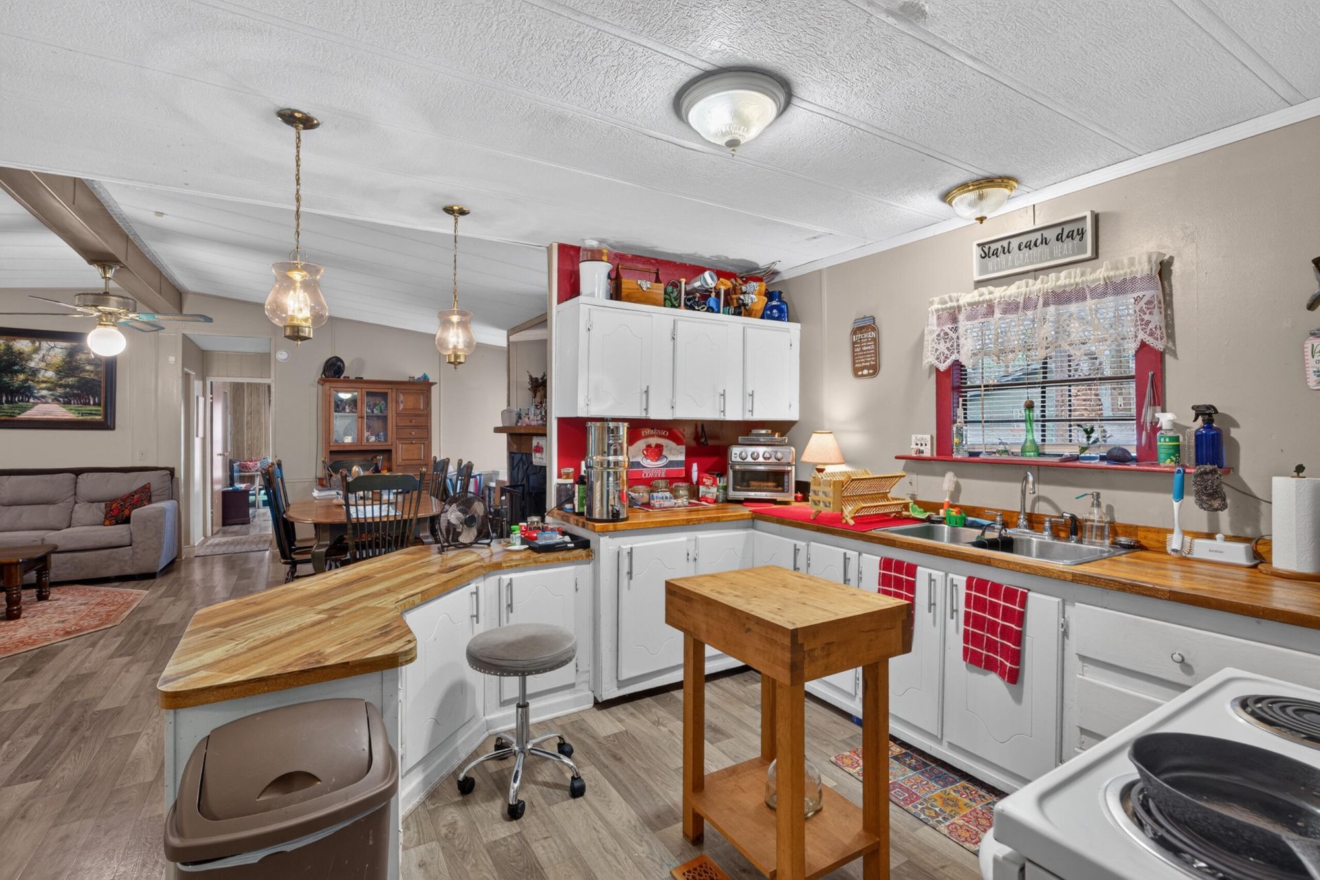 108 Water Way Photo 24