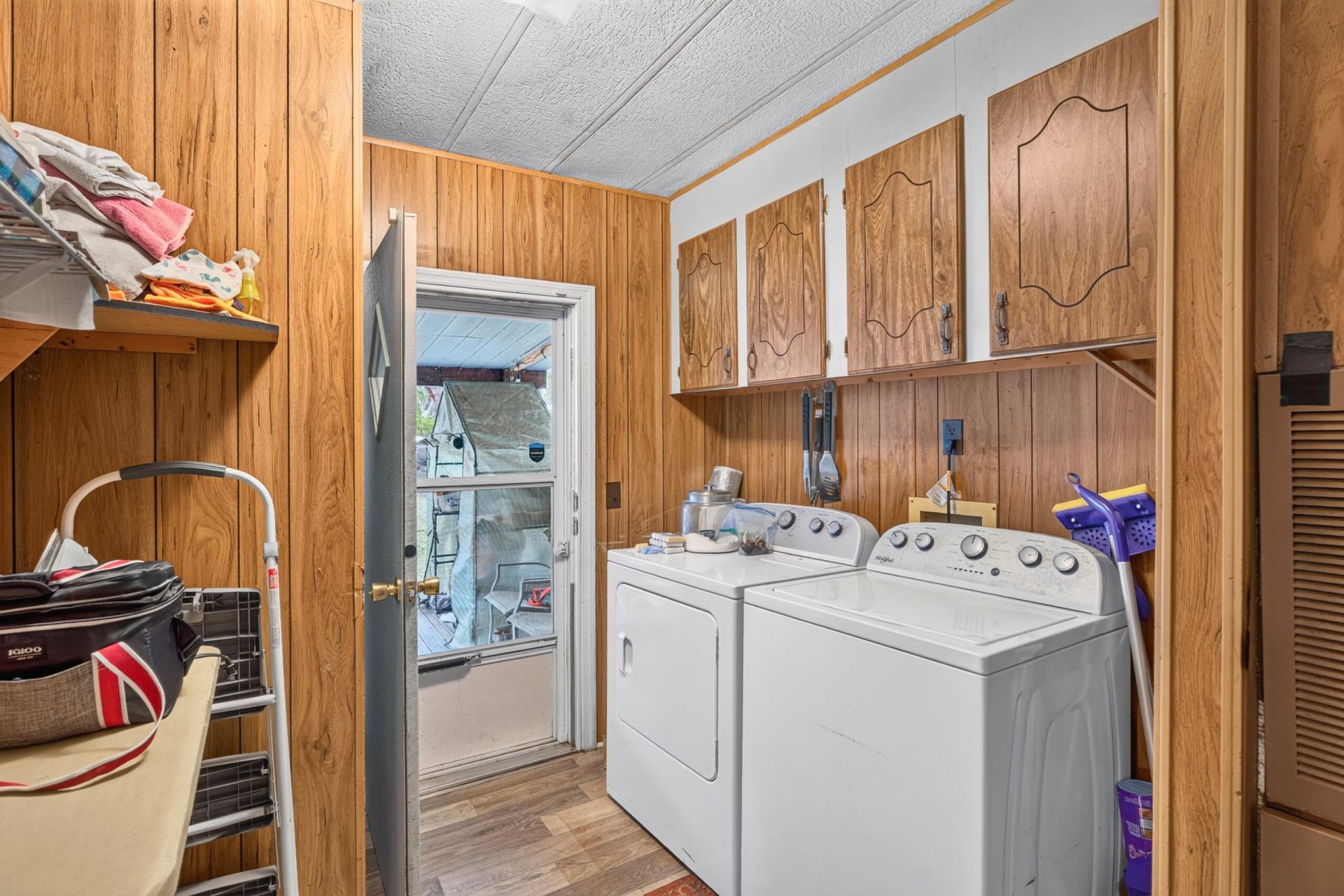 108 Water Way Photo 27