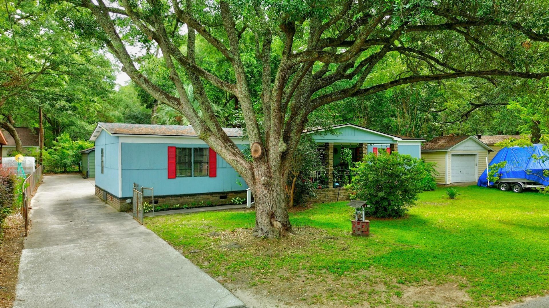 108 Water Way Photo 4