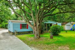 108 Water Way photo 4