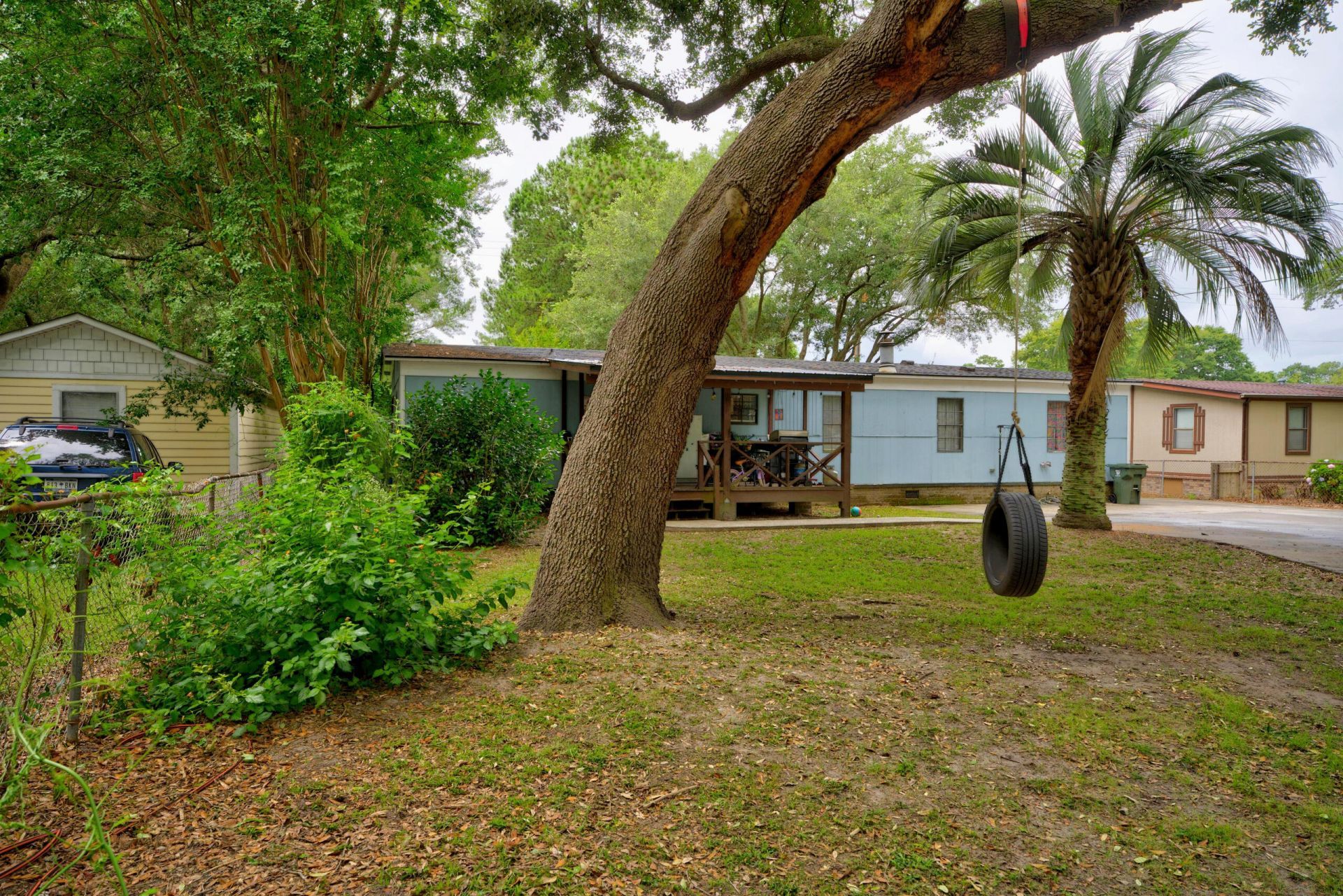 108 Water Way Photo 5