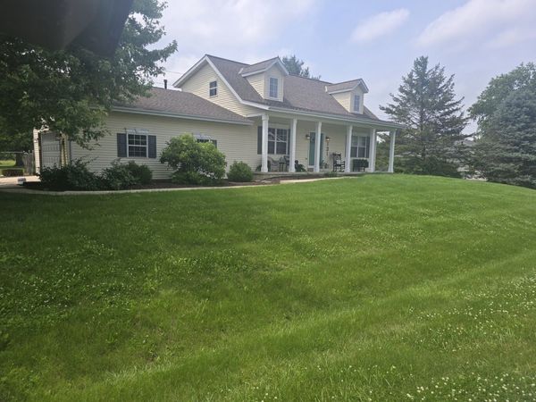 131 N Gadwall Lane , Downs, IL 61736