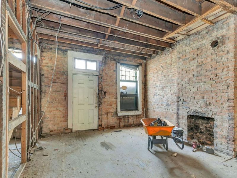 1602 John Street, Cincinnati, OH 45214 Photo 5