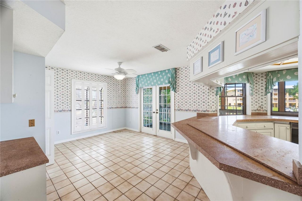 1136 3rd Avenue S, Tierra Verde, FL 33715 Photo