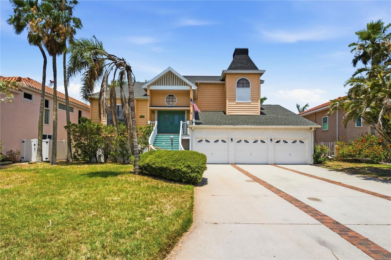 1136 3rd Avenue S, Tierra Verde, FL 33715 Photo