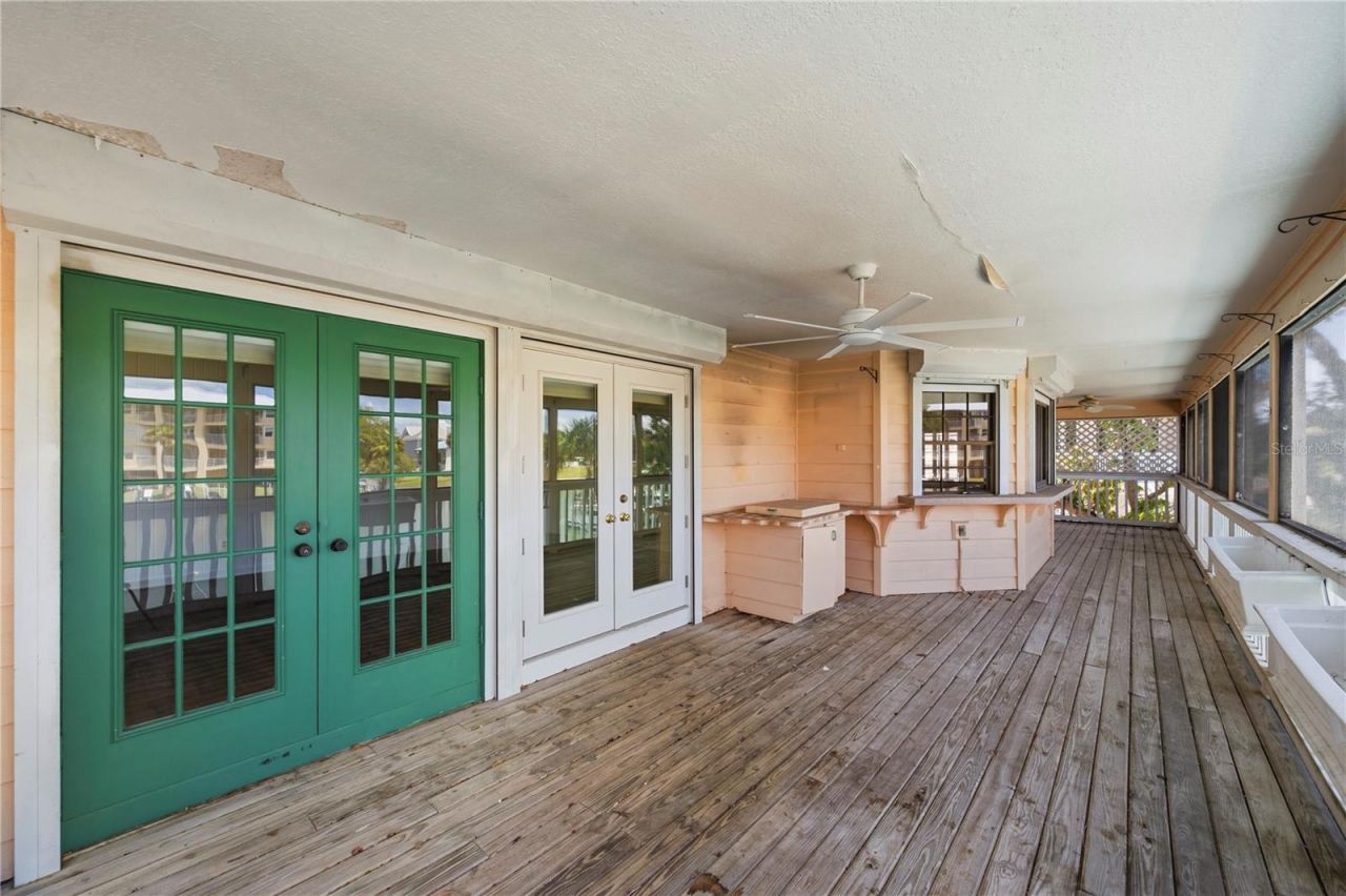 1136 3rd Avenue S, Tierra Verde, FL 33715 Photo