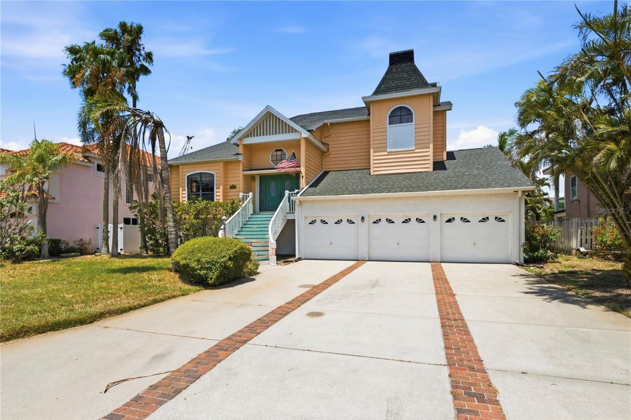 1136 3rd Avenue S, Tierra Verde, FL 33715 Photo