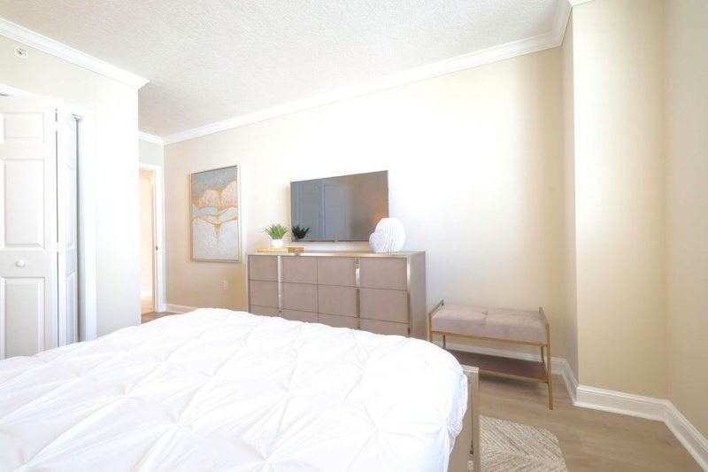 101 Plaza Real S, Unit 606, Boca Raton, FL 33432 Photo