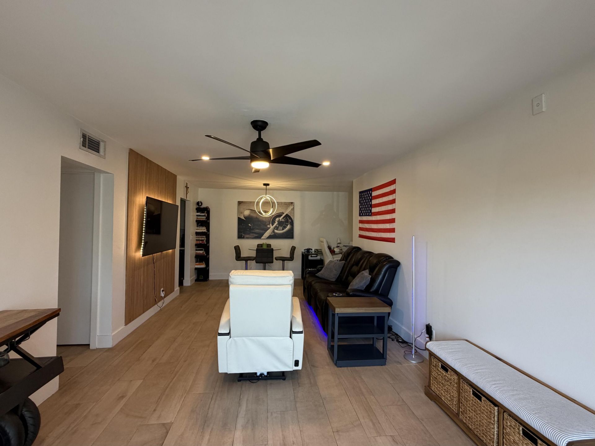 180 Cypress Club Drive, Unit 815, Pompano Beach, FL 33060 Photo