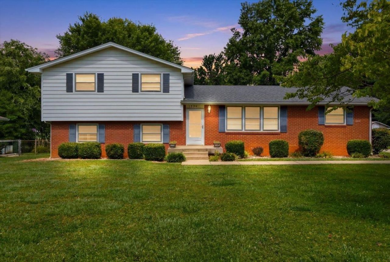 1226 Shawnee Way , Bowling Green, KY 42104 Main Photo
