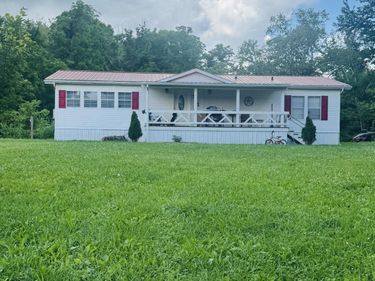 121 Black Creek Road, Clay City, KY 40312