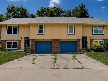 7505-7507 NW 82nd Street, Kansas City, MO 64152