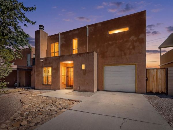 9007 Hendrix Road NE, Albuquerque, NM 87111