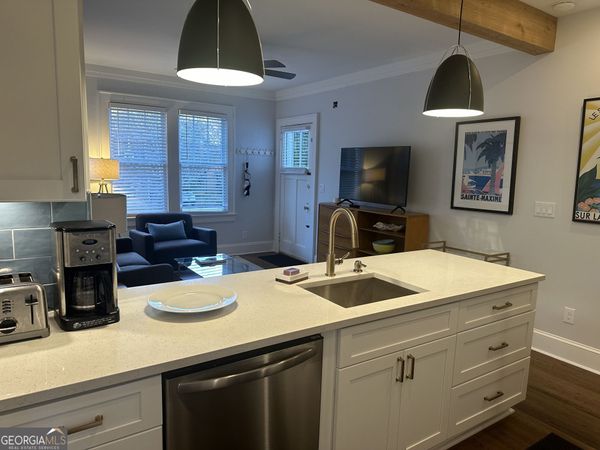1136 Lanier Boulevard, Atlanta, GA 30306