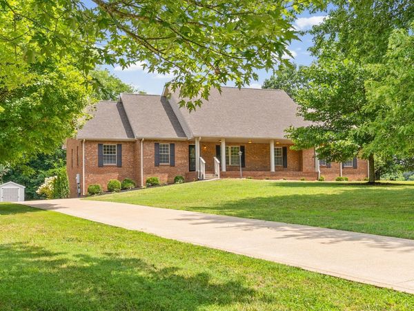748 Gholson Rd, Clarksville, TN 37043